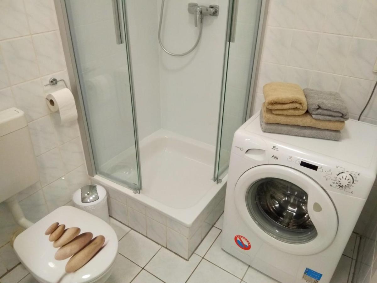 William Apartment